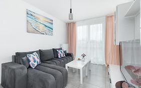 Apartamenty Perłowa Przystań by Noclegi Renters